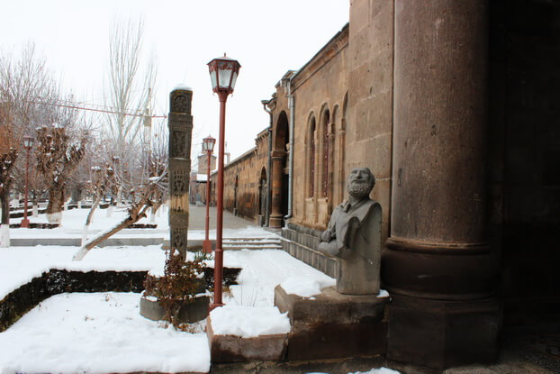 Святой эчмиадзин армения фото