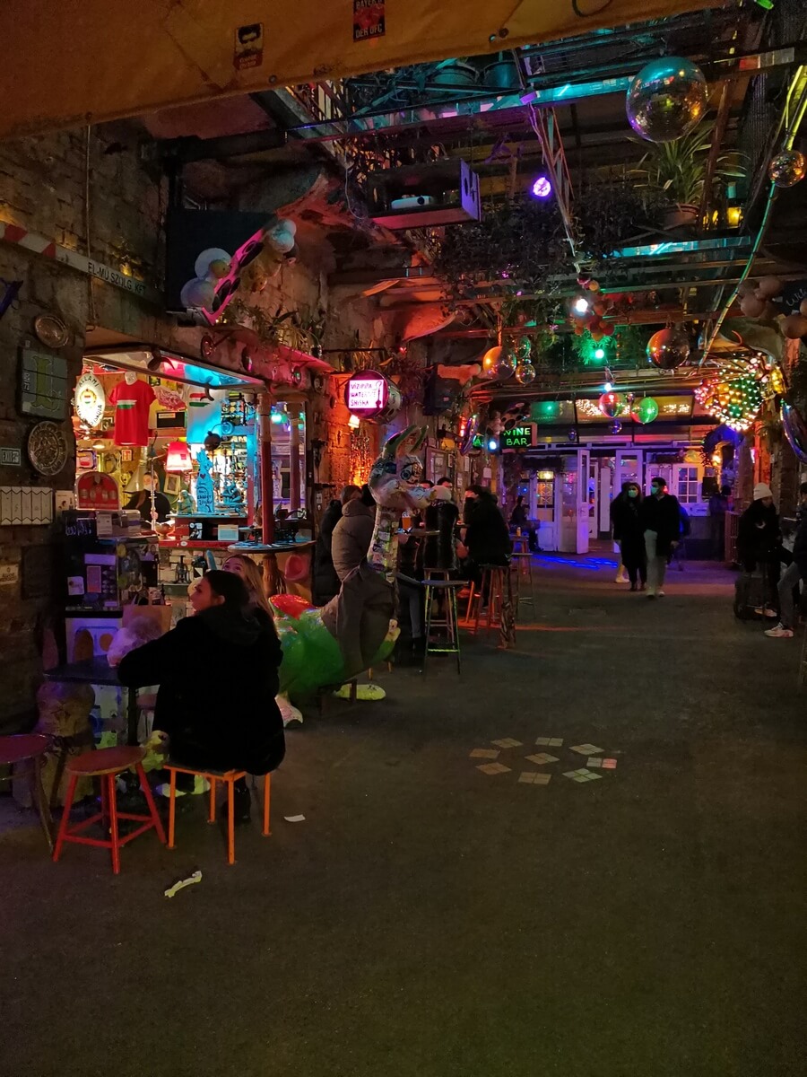 Руин-бары в Будапеште